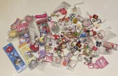 ハローキティ ストラップ大量セット 値下げ可のサムネイル