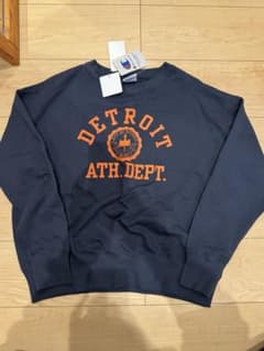 チャンピョン　champion スウェット　新品未開封　レディースLのサムネイル