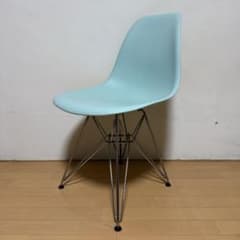 美品 Herman Miller イームズ シェルチェア アクアスカイ 004 美品 Herman Miller イームズ シェルチェア アクアスカイ 004 - メルカリ