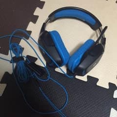 ゲーミングヘッドホンのサムネイル