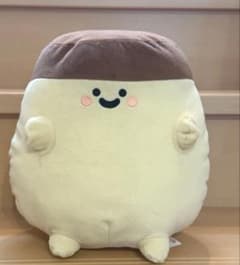 문구와 함께 포옹 포즈 봉제인형 푸딩씨
