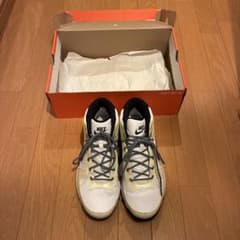 NIKE スノーシューズ ホワイト/クリーム　スニーカーのサムネイル