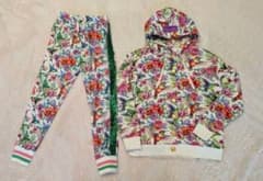 ☆美品☆メゾンドシャンティ　スウェット上下　花柄と鳥　フード付　日本製のサムネイル