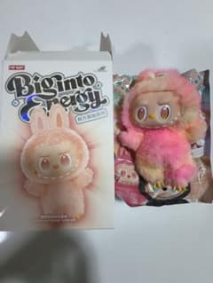 【正規品】LABUBUラブブ Big into Energy LOYALTYのサムネイル