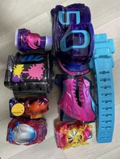 仮面ライダーリバイス リバイスドライバー&バイスタンプのサムネイル