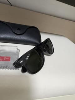 Ray-Ban サングラス ブラック ケース付きのサムネイル