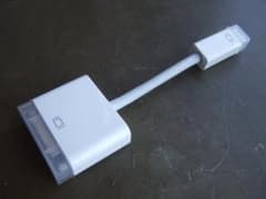 旧 Mac Book 用デジタル出力アダプタのサムネイル
