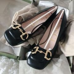 新品/未使用 GUCCI ホースビット付き ウィメンズ ミッドヒールパンプスのサムネイル