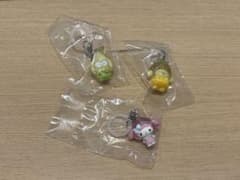 サンリオキャラクターズ くだもの めじるしアクセサリー 3個セットのサムネイル