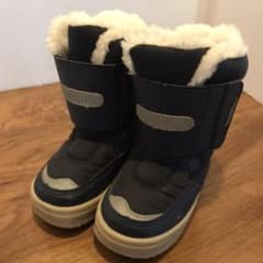 美品‼︎ キッズ スノーブーツ 16㎝ ネイビー ボア付きあったか長靴のサムネイル