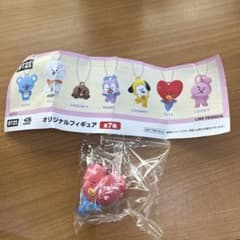 BT21 TATA フィギュア チェーン付き　くら寿司のサムネイル