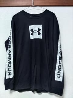 UNDER ARMOUR ブラック 長袖カットソー最終値下げ‼️のサムネイル