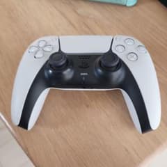 PS5　コントローラーのサムネイル