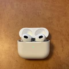 Apple Airpods (第3世代) MME73J/Aのサムネイル