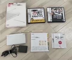 Nintendo DS Lite 本体 ホワイト ソフト2本付 - メルカリ