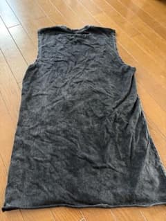 LOVE グラフィック ダメージ ノースリーブ ブラックのサムネイル