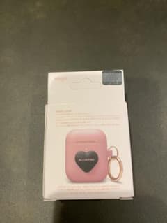 BLACKPINK 公式グッズ　airpodsケースのサムネイル