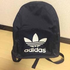 アディダスリュックのサムネイル