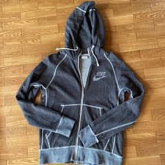 マッサン様専用  NIKE ナイキ パーカーのサムネイル