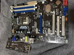 lga1156  マザーボード h55de3 ジャンクのサムネイル