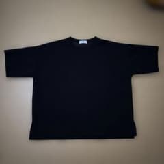 Loosé オーバーサイズ 黒 Tシャツのサムネイル