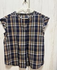 GU チェック柄 ノースリーブブラウス Lサイズのサムネイル