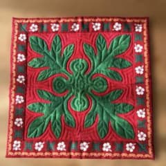 ハンドメイド ハワイアンキルトタペストリー クリスマス仕様 - メルカリ