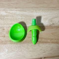 カプセルトイ ミニチュア スプレーボトル 緑のサムネイル