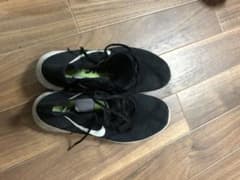 NIKE FREE RUN 26.0のサムネイル