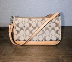COACH シグネチャー ポーチ L3U-6094のサムネイル