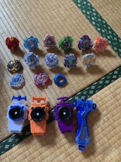 ベイブレードセット 最終値下げですのサムネイル