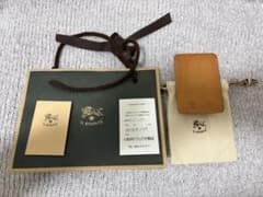 IL BISONTE 本革 定期入れのサムネイル