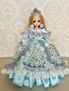 リカちゃん服 超豪華ドレス 水色 5点セット ハンドメイド リカちゃん服 超豪華ドレス 水色 5点セット ハンドメイド - メルカリ