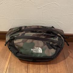 「クリスマス特価」The North Face ウエストバッグのサムネイル