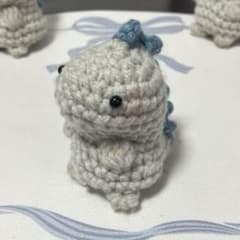 恐竜 あみぐるみ ハンドメイドのサムネイル