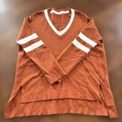 オレンジ系 スクール風ニット Size Mのサムネイル