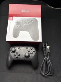 Nintendo Switch Proコントローラー 本体のサムネイル