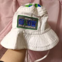 お値下げ 美品 BEAMS ワッペン＆PEACEマークがおしゃれなバケットハットのサムネイル