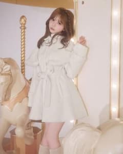 ミシェルマカロン ファー付きケープフレアコート ミシェルマカロン ファー付きケープフレアコート XS - メルカリ