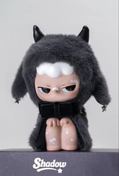 POPMART KUBO Shadow ぬいぐるみペンダント - メルカリ