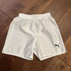 PUMA ホワイトショートパンツ　　140 サッカーのサムネイル
