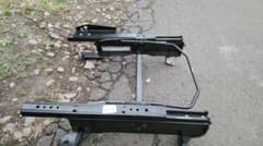 L275S ミラ　レカロ　正規シートレールのサムネイル