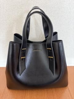 CHARLES & KEITH ハンドバッグ ブラックのサムネイル