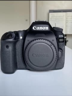 Canon EOS 80D ボディ デジタル一眼レフのサムネイル
