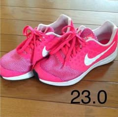 ナイキ NIKE スニーカーのサムネイル