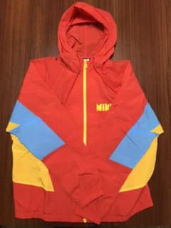 NIKE ACGのサムネイル