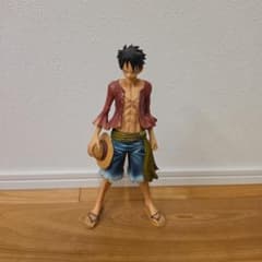 ワンピース モンキー・D・ルフィ フィギュアのサムネイル