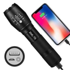 USBケーブル付き★懐中電灯 led 強力USB充電式 防水 緊急携帯電話充電のサムネイル