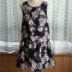 イング　花柄ワンピースのサムネイル