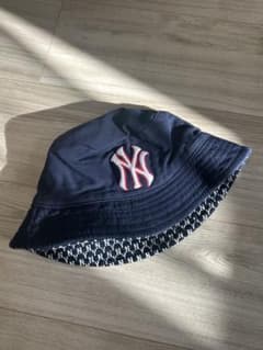 MLB ニューヨークヤンキース リバーシブル バケットハットのサムネイル